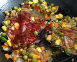 A picture of step 2 of "Schezwan Maggi with Baked Bread Bowl".