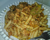 Foto del paso 4 de la receta: Pasta salteada con atún