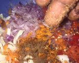 A picture of step 1 of SIMPLE SALAT SANDWICH🥪 by maryumms_cuisine🌸.
