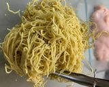 Foto del paso 5 de la receta: Fideos yakisoba con pollo