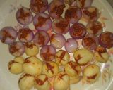भरवा प्याज़ और आलू की सब्ज़ी (Bharva Pyaz Or Aloo Sabji Recipe In Hindi) रेसिपी चरण 1 फोटो