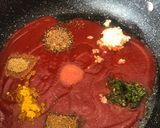 A picture of step 2 of Fish Curry.