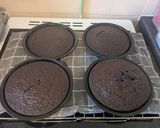 A picture of step 3 of Kinder bueno cake!.