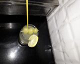 A picture of step 1 of Grapes Mojito (Moctail).