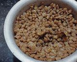 A picture of step 1 of Akkha masoor ridge gourd pancake.