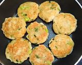 A picture of step 4 of Edamame Tofu & Hanpen Patties.
