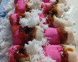 Foto langkah ke 7 dari resep Kue Putu Merah Putih.
