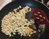 Foto del paso 1 de la receta: Salsa picante de cacahuate 🌶