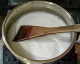 Foto langkah ke 5 dari resep Wadai Ipau Gulung.
