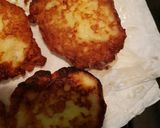 Foto del paso 7 de la receta: Tortitas de papa en caldillo. Estilo mi familia