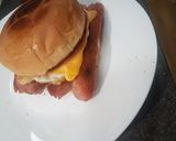 A picture of step 7 of Breakfast Burger.