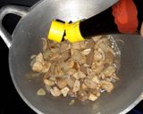 Foto langkah ke 3 dari resep Brokoli bakso saus tiram.