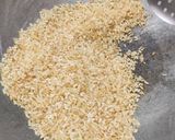 A picture of step 1 of Ariyunda Roasted rice ball.