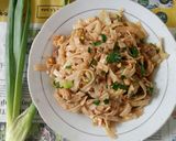 Foto langkah ke 5 dari resep Kwetiau Goreng.