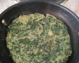 Foto del paso 7 de la receta: Tortilla de hojas de rabanitos