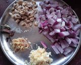 A picture of step 2 of Methi Matar Malai.