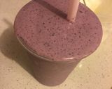 Hình bước làm 1 của món Blueberry & Banana Smoothie (Việt Quất& Chuối)