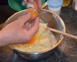 Foto langkah ke 4 dari resep Bramboraky - Pancake Kentang Ceko.