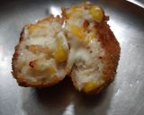 A picture of step 8 of Cheese corn balls.