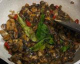 Foto langkah ke 2 dari resep Oseng Tempe Kerang.