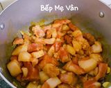 Hình bước làm 3 của món Thịt kho trứng cút với nước dừa tươi