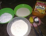 Foto langkah ke 2 dari resep Bolu kukus nutrisari.