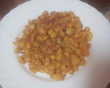 Foto del paso 4 de la receta: Garbanzos refritos con huevo frito