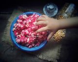 Foto langkah ke 4 dari resep Pop Corn Strawberry.
