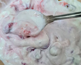 Foto del paso 4 de la receta: Yogur estilo griego casero enriquecido con levadura nutricional y frutas 🍶🍄🫐🍓