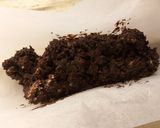 Foto del passaggio 7 della ricetta Salame al cioccolato con le nocciole