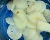 Hình bước làm 4 của món Cá hồi lúc lắc sốt gừng - lá chanh [Eat clean - Lose weight]