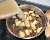 Foto del paso 5 de la receta: Garbanzos con rape y kale