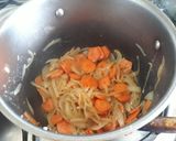 Foto del paso 4 de la receta Estofado de cerdo a la crema