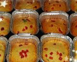 A picture of step 4 of Christmas dry fruit tutti fruity cup cakes.