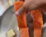 Foto del paso 1 de la receta: Salmón con salsa verde de tomate y aguacate