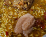 Foto del paso 7 de la receta: Arroz meloso de conejo y alioli de membrillo