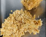 A picture of step 5 of Crispy zinger burger.