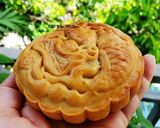 Hình bước làm 6 của món Bánh nướng mochi chà bông trứng muối