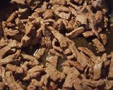 Foto del paso 6 de la receta: Carne de res con pimientos y cebolla