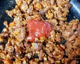A picture of step 5 of Tangy chatpata Rajma Roll.