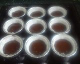 Foto langkah ke 4 dari resep double chocolate muffins .
