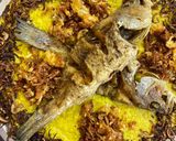 صورة لخطوة 5 من وصفة المعدوس (أرز وعدس أحمر) مع سمك مقلي