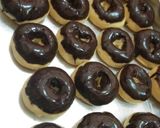 Foto langkah ke 4 dari resep Donat Maizena.