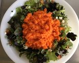 Une image de l'étape 2 de Salade multicolore au thon et légumes du soleil.