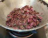 A picture of step 6 of Laal Saag.