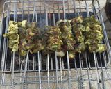 Foto del paso 11 de la receta: Pinchitos de hígado de Cordero al carbón "بلفاف"