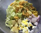 Foto del paso 5 de la receta: Ensalada verde con pasta de verduras