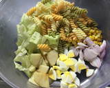 Foto del paso 5 de la receta: Ensalada verde con pasta de verduras