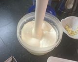 Foto del paso 2 de la receta: Mahonesa de leche y sin huevo