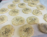 Foto del paso 3 de la receta: Galletas de avena y queso curado